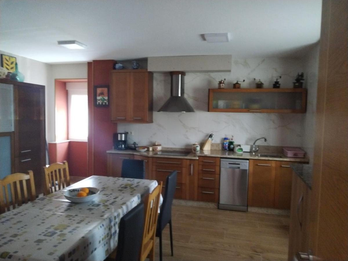 A Casa De Dora Da Estrada Villa Luaran gambar